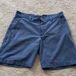 Men’s Southern Tide 9” Performance Chinos